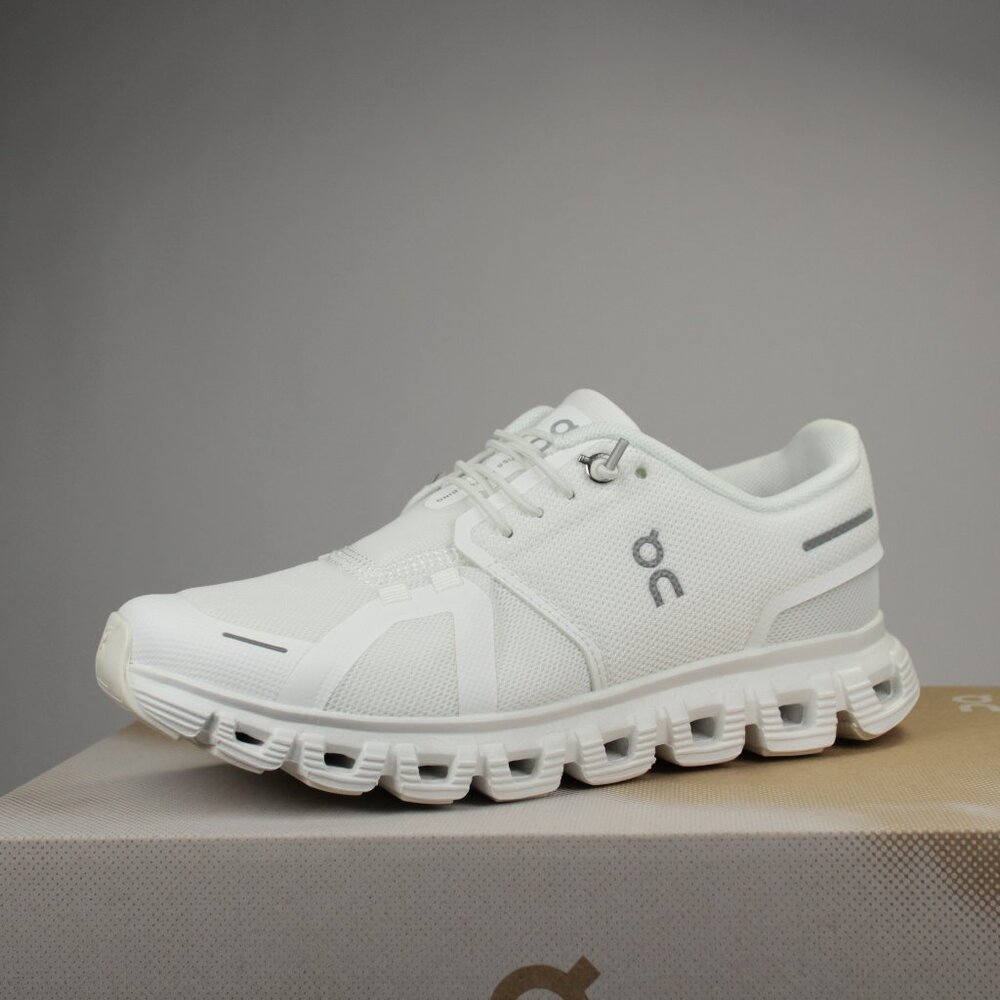 ON Cloud 6 Women's Shoes - White NEW - All-Day Wear - Picture 4 of 4